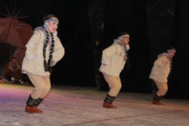Государственный чукотско-эскимосский ансамбль выступил в Биробиджане (15)